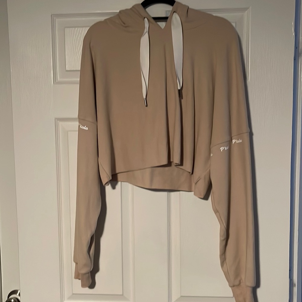 P’tula cropped Mandi hoodie